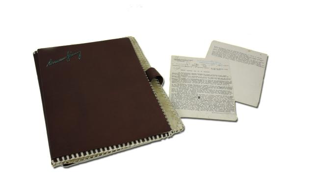 Porte-document et son contenu ayant appartenu à Hermann Göring (1893-1946)